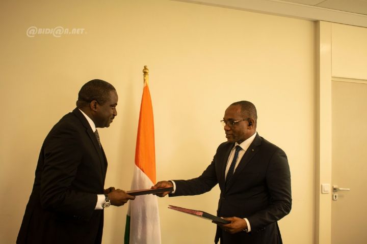 E-Administration : la Poste de Côte d’Ivoire met à disposition du ministère en charge de l’emploi une plateforme