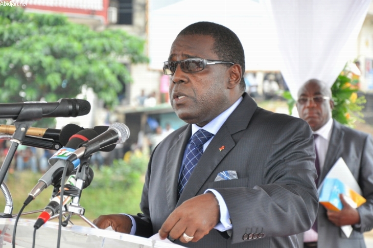 Discours de Madani M. Tall Directeur des Opérations de la Banque mondiale pour la Côte d`Ivoire á l`occasion du lancement du Calendrier collector 2012