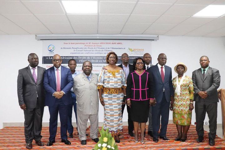 Le rôle de la Cour africaine des droits de l’homme expliqué à des étudiants à Abidjan