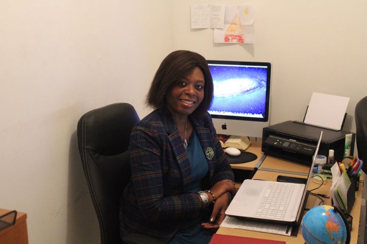 Interview –Diasporas-News & Mme Emma Sophie Amoussou  (Experte en Immigration)