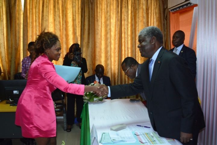 Entreprenariat jeunes : Mambé encourage la jeunesse à se mettre résolument au travail