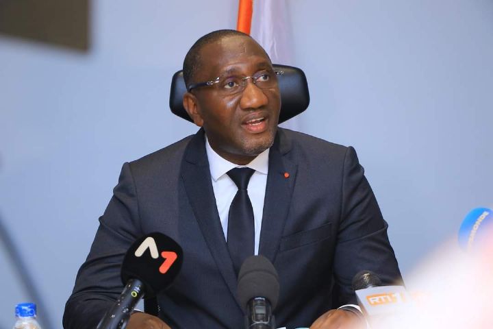 Le ministre du commerce annonce la