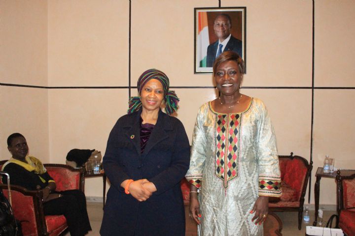 La Directrice Exécutive d’ONU Femmes et la Ministre Mariatou KONE lancent « l’édition 2017 de la campagne nationale des 16 jours  d’activisme contre les violences faites aux femmes » et le « mouvement  HeForShe » en Côte d’Ivoire