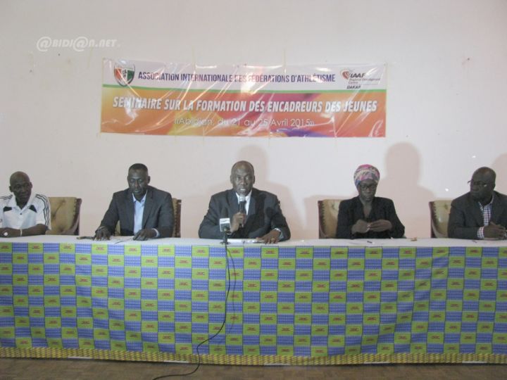 Athlétisme: les encadreurs des jeunes de 13 pays en formation à Abidjan