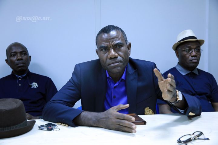 Fédération Ivoirienne Des Echecs : le comité directeur dénonce un groupe de faussaires qui utilise des copies de son logo, du papier à entête et des tampons frauduleusement obtenus (communiqué)