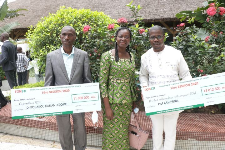 Bouaké : deux projets d’enseignants-chercheurs de l’université Alassane Ouattara retenus pour un financement