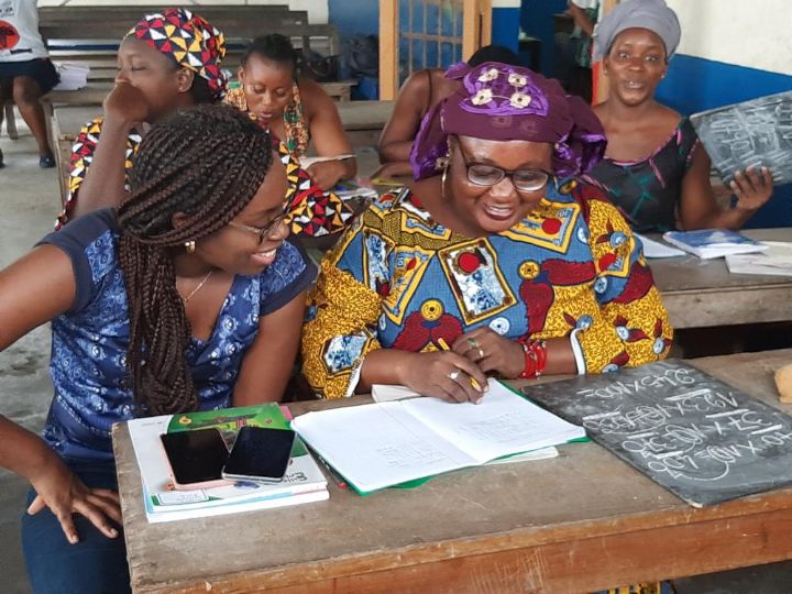 Côte d’Ivoire: une société de cimenterie affirme son engagement pour le droit à l’éducation des femmes