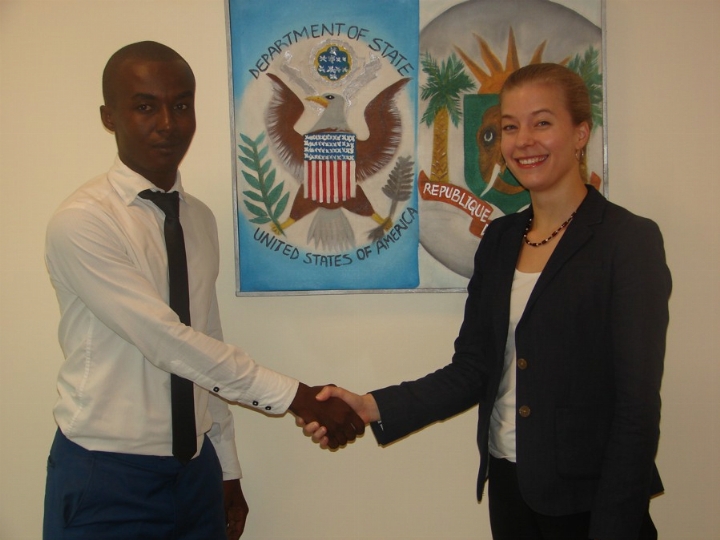 Coopération : Fian Williams Akire-Mossou invité à participer au Programme des Visiteurs Internationaux portant sur le journalisme d’investigation et les nouveaux media électroniques