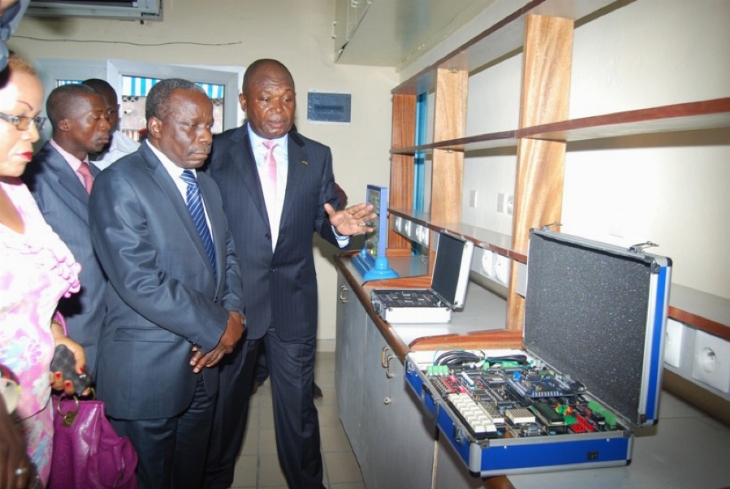 Enseignement technique et formation professionnelle: En visite  dans un cabinet de formation technique, le ministre Flindé Albert : ‘’L’investissement dans le capital  humain est le meilleur qui soit’’