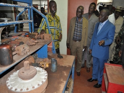 Ministère de l`Enseignement technique et de la formation professionnelle / Albert Flindé à Jacqueville: ‘’ Faire de l`enseignement technique un pilier de la reconstruction de notre pays’’