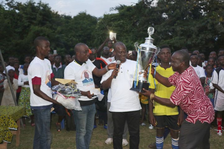 Le FC Menou, s’adjuge le trophée Dominique Ouattara à Tiémelekro