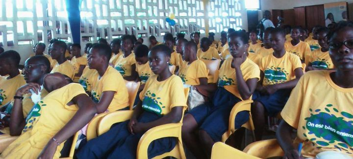 Formation de 300 lycéennes à Abidjan sur les sciences et les technologies