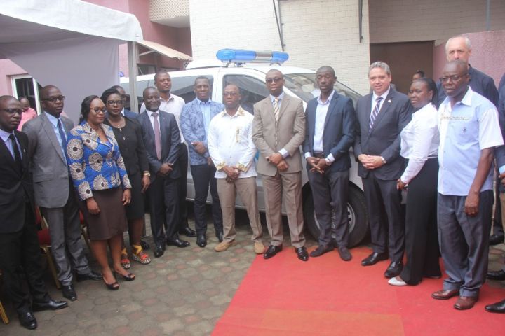 Sécurité sociale : Une mutuelle fait don d’une ambulance médicalisée aux agents