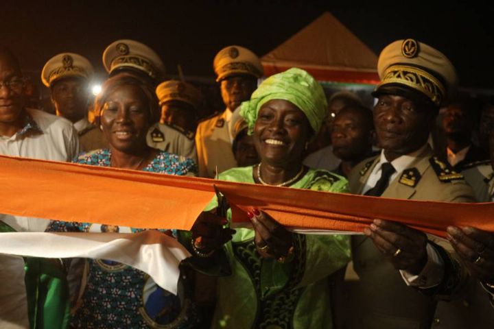 Lutte contre la Pauvreté/Autonomisation de la femme : La Ministre Mariatou Koné dote Gbon d’une IFEF et de blocs maraîchers