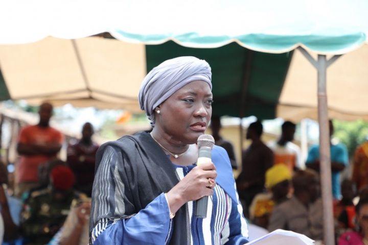 Réparations communautaires/ Guitrozon : la Ministre Mariatou Koné annonce la construction d’un foyer polyvalent.