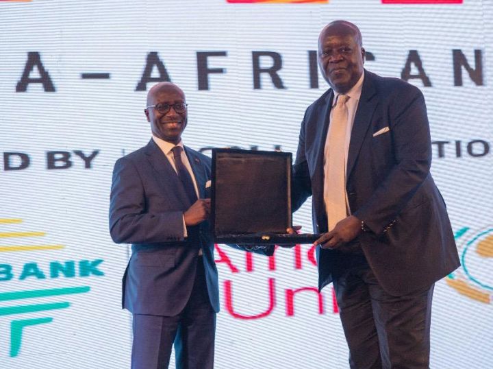 Promotion du Commerce interafricain : l’Ivoirien Guy M’Bengue distingué au Caire