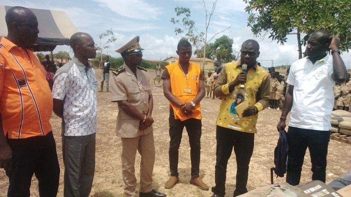 Des tables-bancs et kits scolaires à l’EPP d’Adaïdoukou