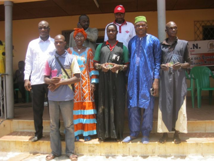 Guiembé: cérémonie de  remise de permis de conduire aux artistes