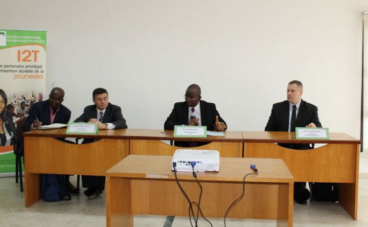 Transfert de technologies / des experts argentins forment des ingénieurs d’I2T