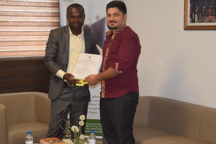 Après sa soutenance sur les « Libanais dans l’économie des régions forestières de la Côte d’Ivoire » un jeune docteur reçu à  la CCILCI