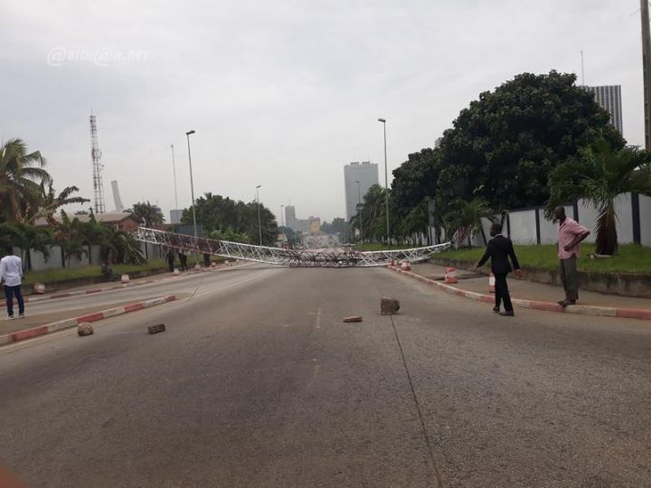 L’affaissement d’un pylône obstrue la voie sapeurs-pompiers Cathédrale
