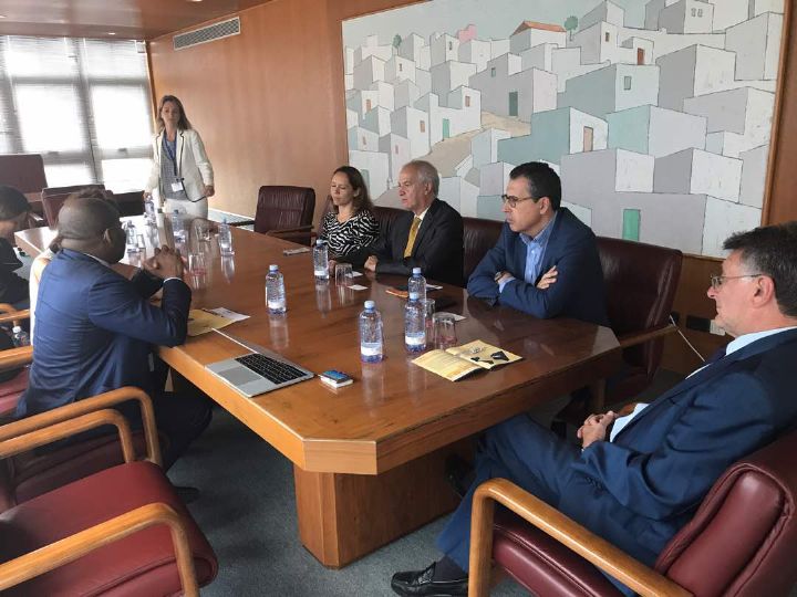 Siandou FOFANA rencontre la Commission du Tourisme de la Chambre de Commerce des Iles Canaries