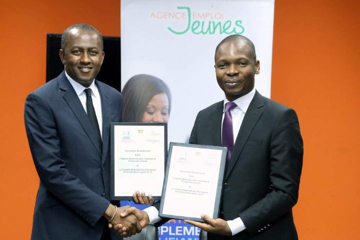 Emploi-jeunes : l’Agence nationale pour l’insertion et l’emploi des jeunes et la Chambre des promoteurs et constructeurs signent un partenariat