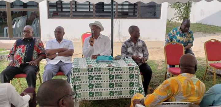 Réunion de la délégation Pdci de Grand-Bassam: Jpdci, secrétaires de section et doyens du parti, expriment leur soutien à Ezaley