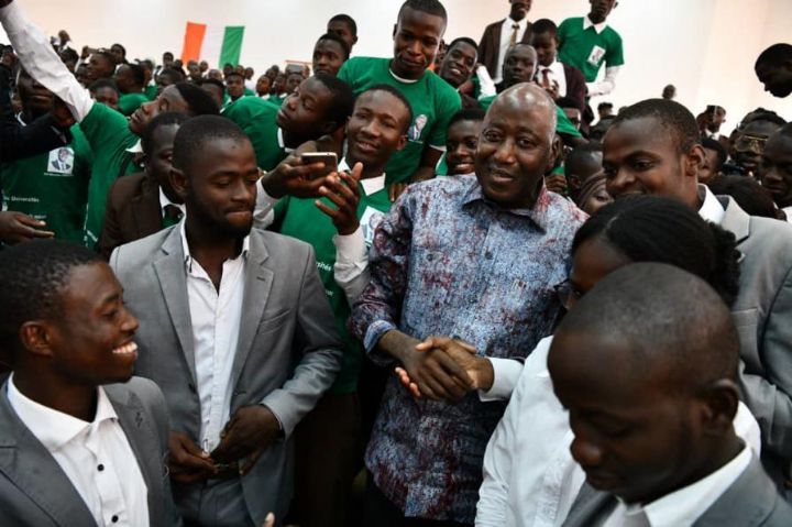 Enseignement supérieur : le Premier Ministre Amadou Gon Coulibaly salue la discipline des étudiants de l’Université de Man