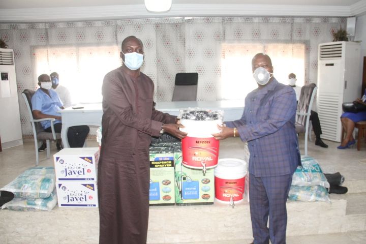 Lutte contre le COVID-19 : la municipalité du plateau reçoit le soutien du premier ministre Gon Coulibaly