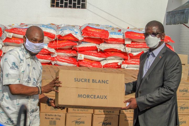 Jeûne musulman: les communautés musulmanes des quartiers défavorisés du District d’Abidjan reçoivent du soutien