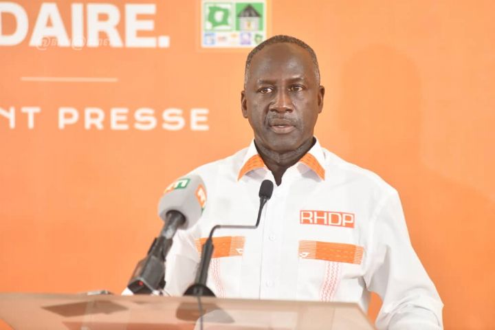 Décès du ministre Sidiki Diakité : le RHDP suspend toutes ses activités festives relatives à l’animation de la campagne électorale