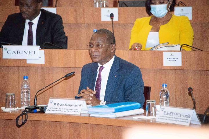 Le budget-programmes du ministère de la construction de logement et de l’urbanisme adopté á l’assemblée nationale