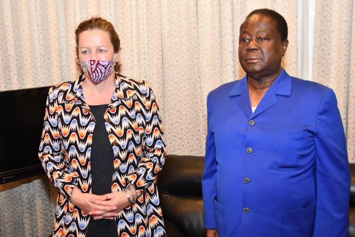 Après une audience avec le président Bédié / L’ambassadrice Joséphine Gauld : « J’ai lu le discours du président Bédié avec beaucoup d’intérêt »