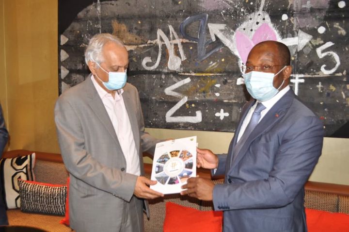 Tourisme et hôtellerie: Siandou Fofana visite le Movenpick hôtel d’Abidjan