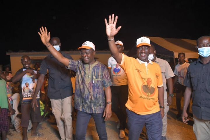 Yamoussoukro/Législatives : le Ministre Souleymane Diarrassouba invite les populations de l’Habitat à choisir le développement