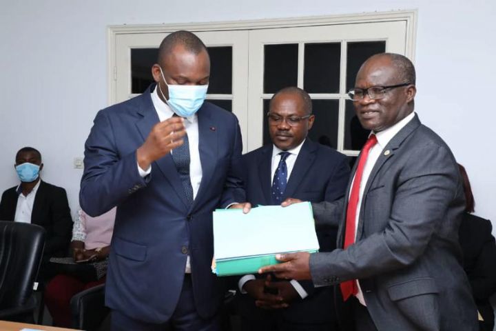 Secrétariat d’État chargé du service civique : Siaka Ouattara passe le temoin à Touré Mamadou