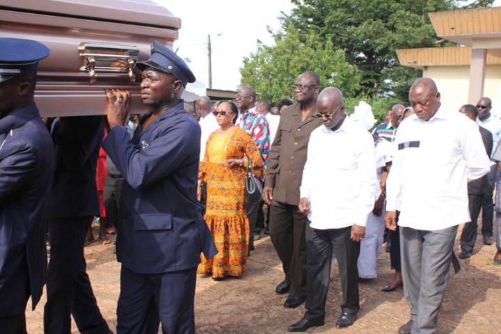 PDCI-RDA-Inhumation de Blalé Davo Akissi (95 ans) à Bléanianda (Oumé): Le Président Bédié honore le député Bodi Théodore