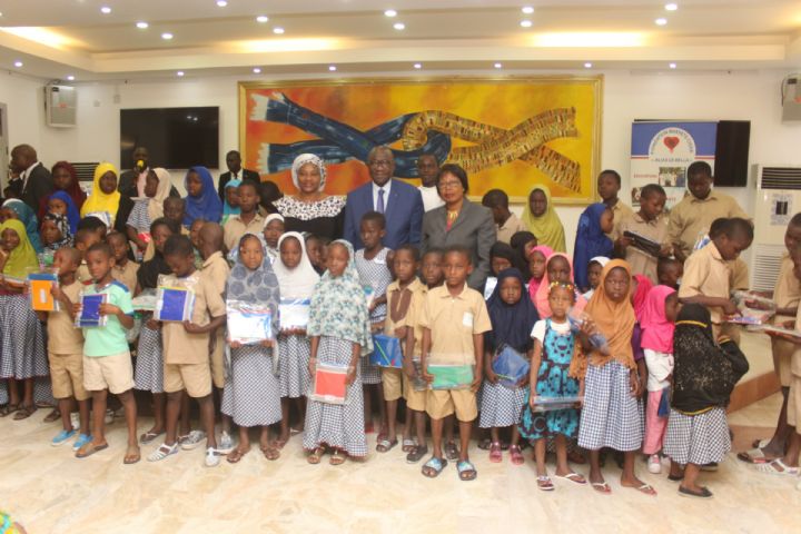 Treichville/ Assistance aux couches défavorisées : la Fondation Makhète Cissé honorée pour ses actions