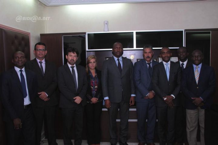 Formation par apprentissage : des experts brésiliens du SENAI à Abidjan