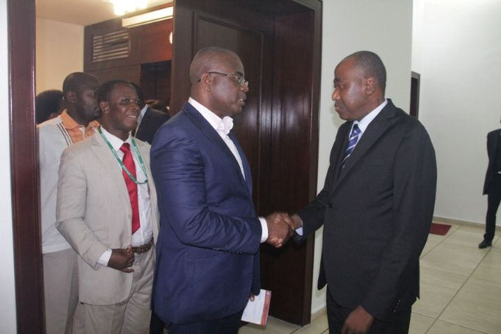 Grève dans l’Administration Publique/ Front Social : les syndicats s’engagent pour la consolidation du dialogue social