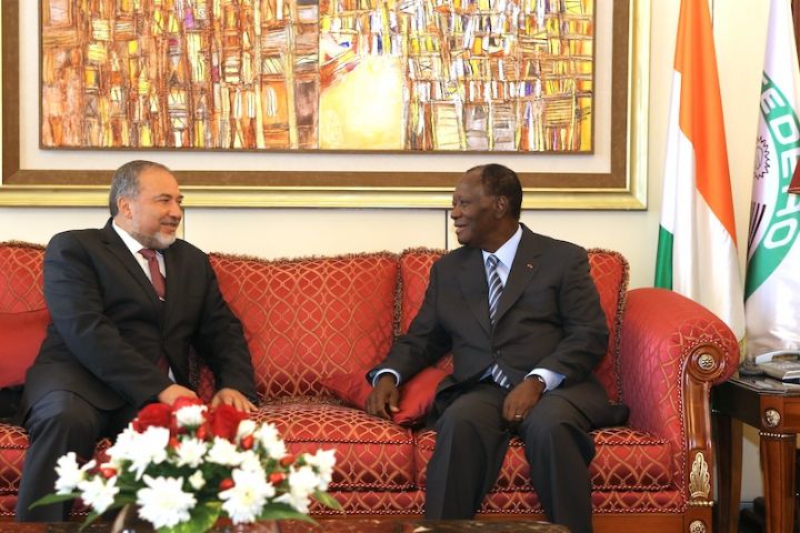 Le Chef de l’Etat a eu un entretien avec le Ministre des Affaires Etrangères d’Israël.