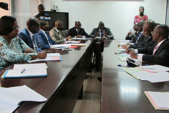 Reprise des audiences foraines : 300 000 pétitionnaires visés par l’opération