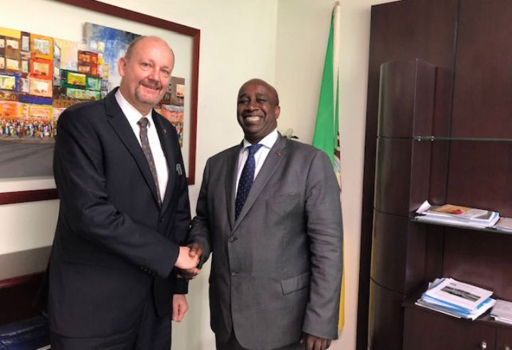 Le porte-parole des pays exportateurs de cacao fait ses civilités au nouveau Directeur Exécutif de l’Organisation Internationale du Cacao