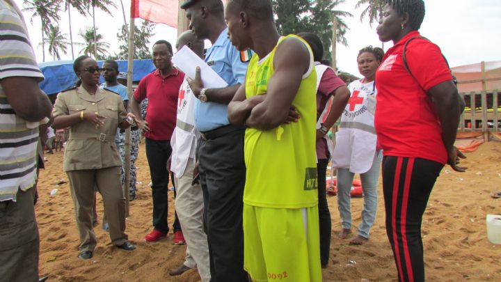 Port-Bouët : la préfecture d’Abidjan  évalue les besoins des postes de secours sur les plages