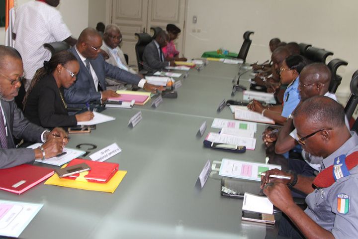 Sécurisation des élections municipales et régionales du 13 octobre : La CEI échange avec l’Etat-major des armées