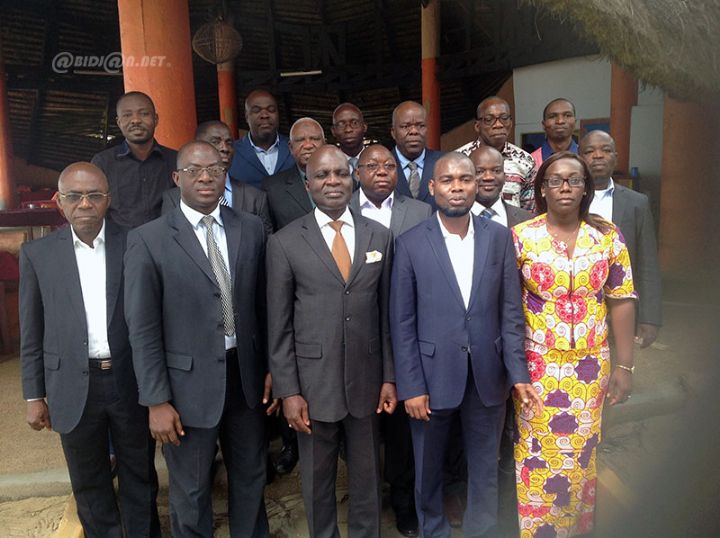 Emergence 2020: des experts au labo à Bassam