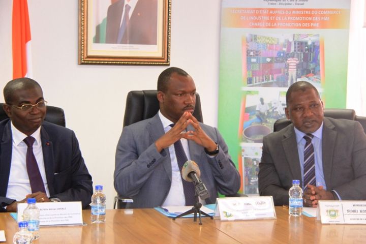 Insertion des jeunes dans le tissu socio-économique : Le Ministre Mamadou Touré explore les opportunités aux ministères de l’Artisanat et de la Promotion des PME