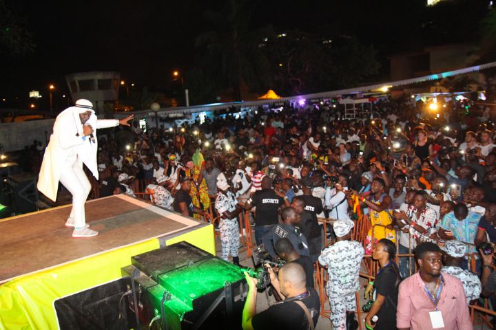 Abidjan By Night 5 : Alpha Blondy illumine le palais de la culture