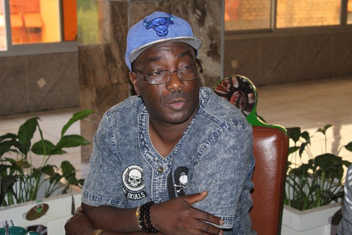 José Touré face à la presse